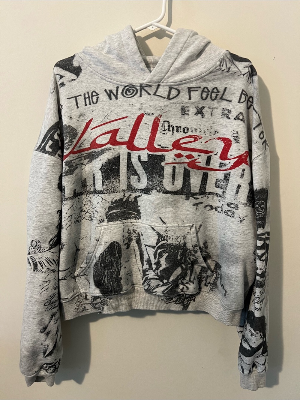 VALE Streetwear Graphic Pullover Hoodie